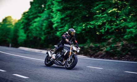 Démarrer la moto : Guide pratique et astuces pour les novices