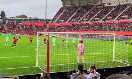 Comment les défenseurs façonnent le rythme du jeu sur le terrain