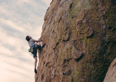Initiation à l’escalade : le guide complet pour bien commencer