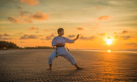 Le parcours fascinant des ceintures en judo : symbôle d’évolution et de maîtrise