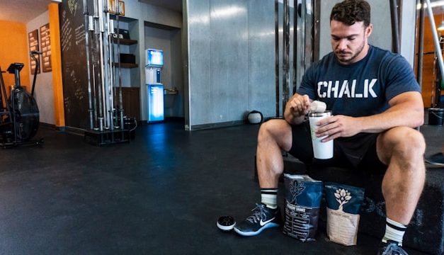 L&rsquo;importance incontournable de l&rsquo;hydratation pour optimiser vos performances en musculation