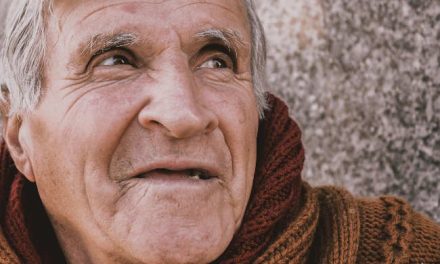 Pourquoi le théâtre est une excellente activité pour senior