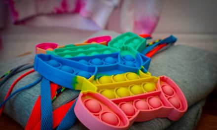 Fidget toys : des gadgets ingénieux pour apaiser et stimuler la concentration des enfants