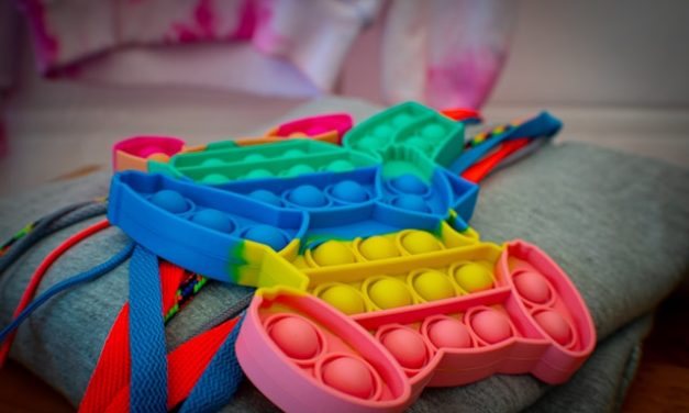 Fidget toys : des gadgets ingénieux pour apaiser et stimuler la concentration des enfants
