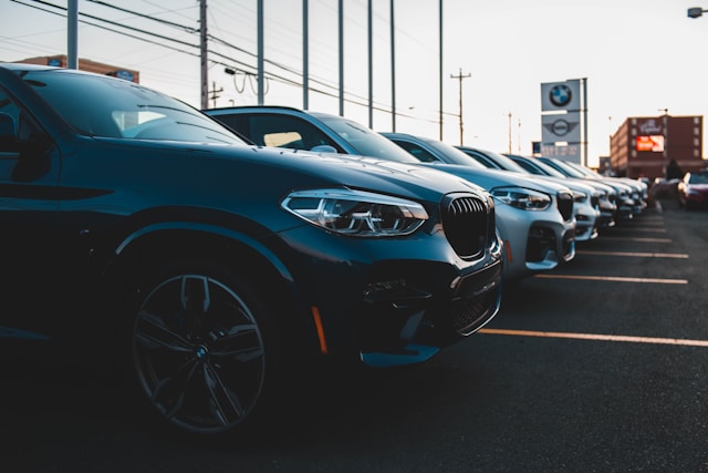 Guide d’achat: voiture d’occasion vs neuve